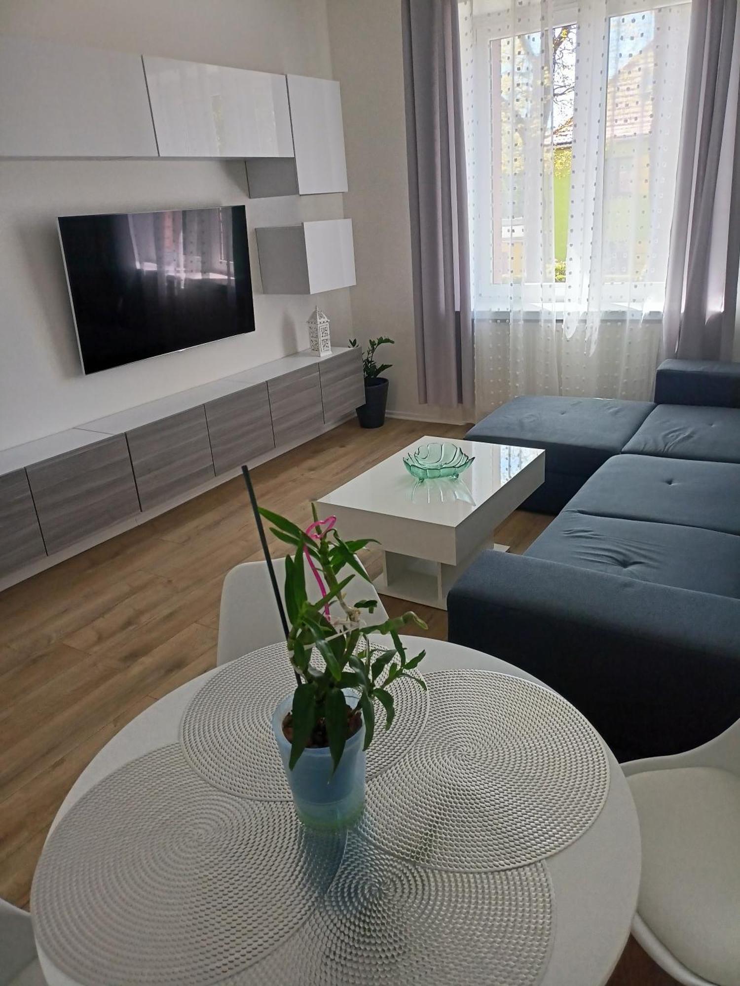 Apartament Slowackiego 41 Jelenia Gora Exterior photo